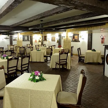Trio Hotel